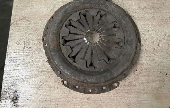 Volkswagen Polo III 6N 6N2 6NF Pressure plate 
