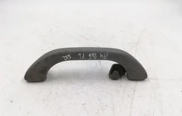Audi A4 S4 B5 8D Rear interior roof grab handle 8D0857607G