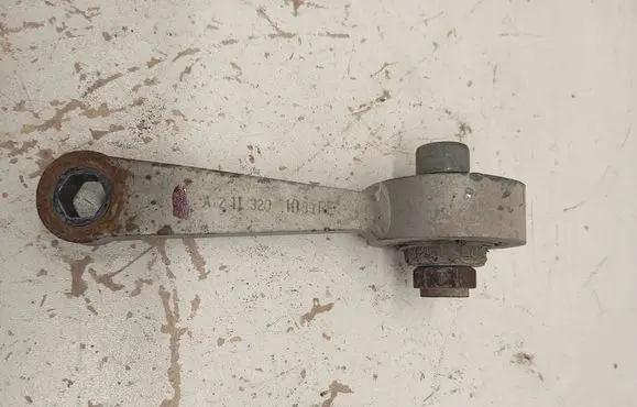 Mercedes-Benz E W211 Front anti-roll bar/stabilizer link A2113201089