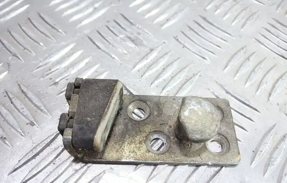 Ford Granada Front door lock loop/hook striker 