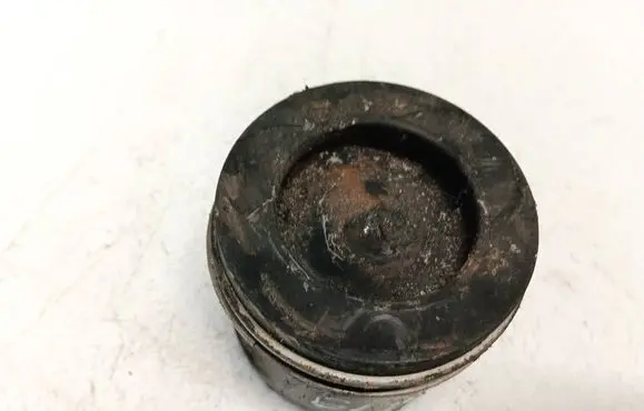 Renault Kangoo II Piston 
