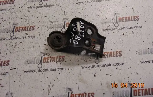 Toyota Avensis T250 Radiator mount bracket