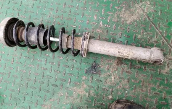 BMW 5 E60 E61 Rear shock absorber with coil spring H6052M 3352799531503 10541315250607