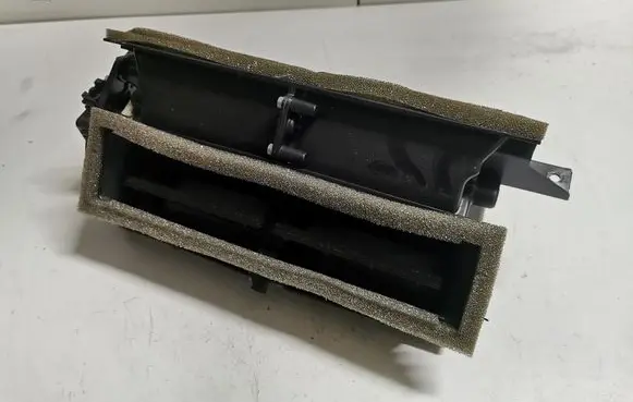 Ford Mustang V Air micro filter air duct channel part AR3319740