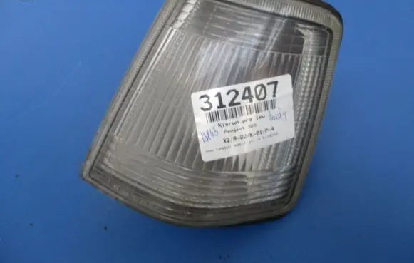 Peugeot 309 Front indicator light