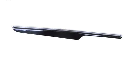 Porsche Macan (95B) Front door card panel trim 95B867409D