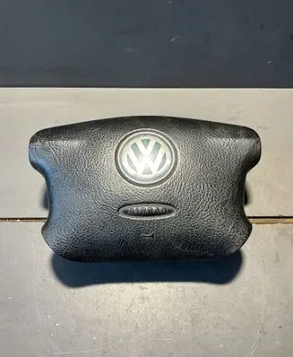 Volkswagen PASSAT B5.5 Steering wheel airbag 3B0880201BM