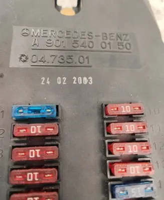Mercedes-Benz Sprinter W901 W902 W903 W904 Fuse module A9015400150 0473501 24022003