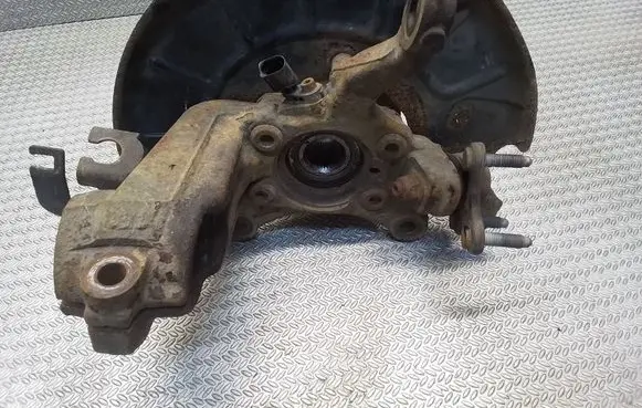 Volkswagen Caddy Front wheel hub spindle knuckle