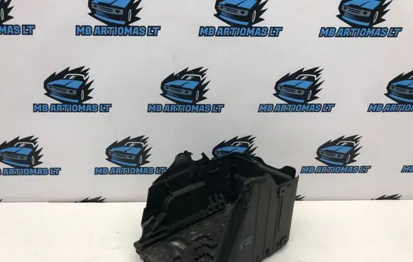 Volvo V70 Battery box tray 31294785