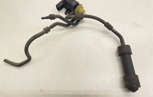 Skoda Octavia Mk2 (1Z) Turbo solenoid valve 1K0906627B