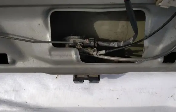 Toyota Corolla Verso E121 Tailgate/trunk/boot lock/catch/latch 