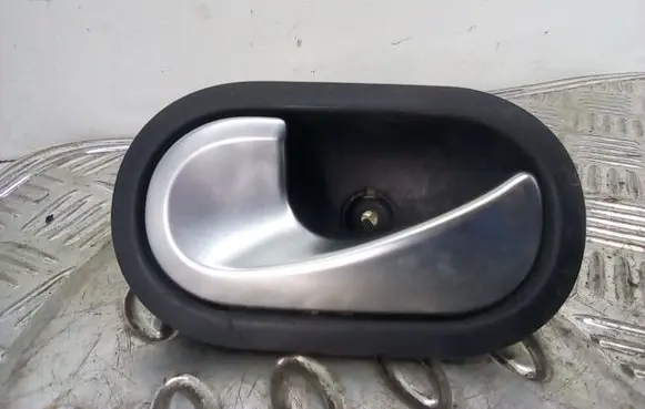 Renault Scenic II - Grand scenic II Front door interior handle 8200028487