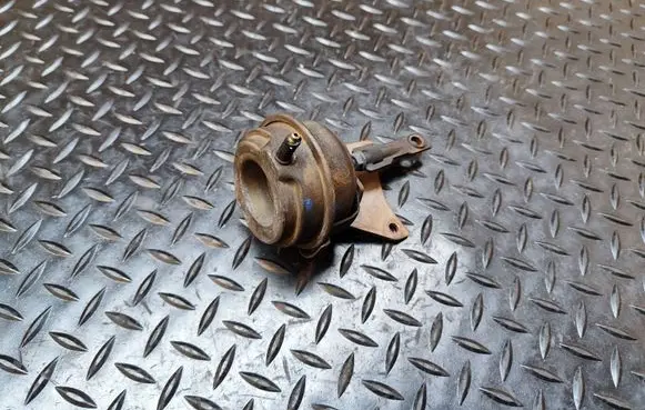 Audi A8 S8 D2 4D Turbo system vacuum part 434855