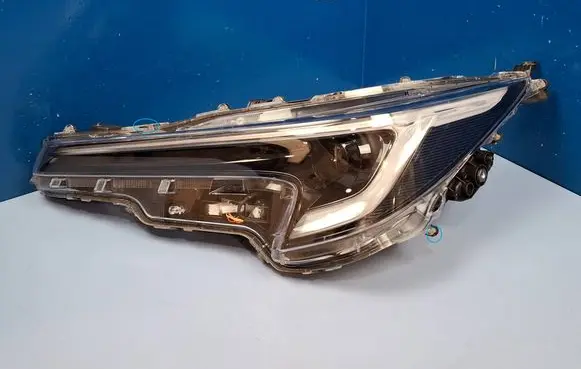 Toyota Corolla E210 E21 Headlight/headlamp 8115002X10 L729978