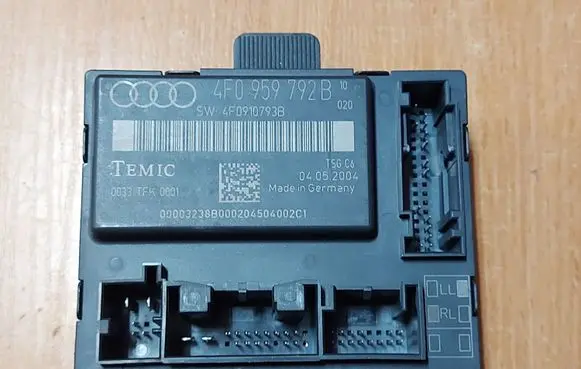 Audi A6 S6 C6 4F Door control unit/module 4F0959792B