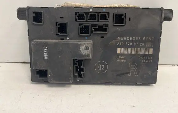 Mercedes-Benz CLS C219 Door control unit/module 2198200726