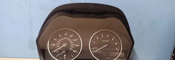 BMW 1 F20 F21 Speedometer (instrument cluster) 1912952