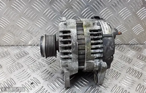 Opel Zafira B Generator/alternator 98031154CR