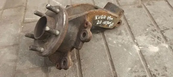 Ford Kuga I Front wheel hub
