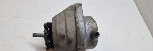 BMW 5 E60 E61 Engine mount bracket 676987402