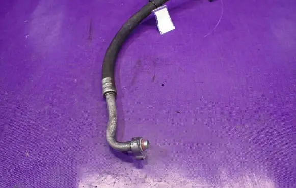 Ford Focus C-MAX Air conditioning (A/C) pipe/hose