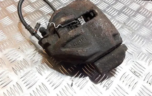 Volkswagen II LT Front brake caliper