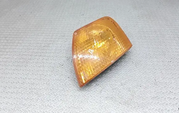 Volkswagen PASSAT B5 Front indicator light