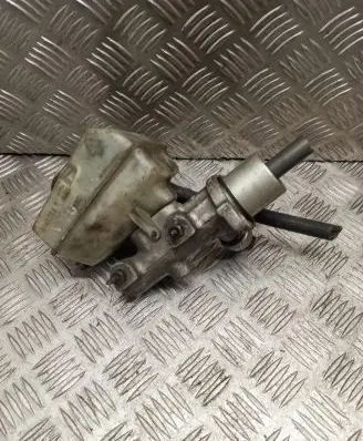 Volvo S70 V70 V70 XC Master brake cylinder 9140252