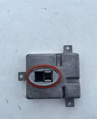 BMW 3 E90 E91 Headlight ballast module Xenon 7172536 W003T19571
