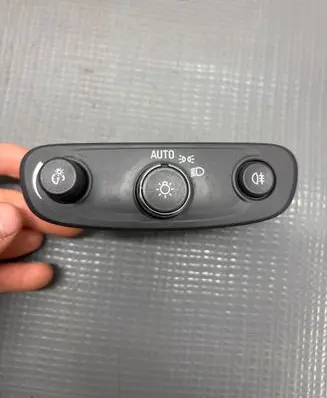 Opel Insignia B Light switch 84215918 F5A009C 02054D