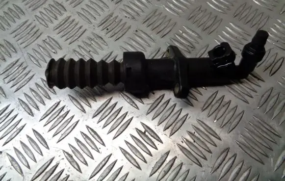 Citroen C5 Clutch slave cylinder 
