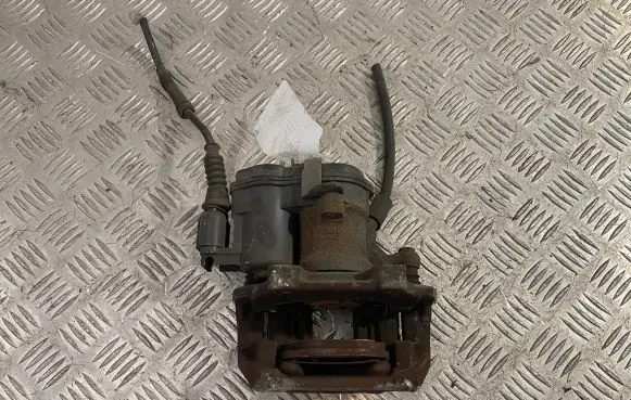 BMW X4 F26 Rear brake caliper 6797525
