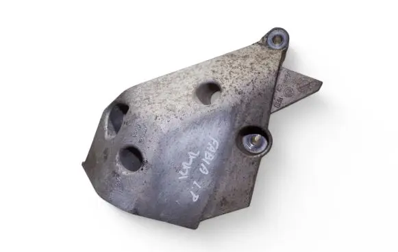 Skoda Fabia Mk2 (5J) Engine mounting bracket 045199207