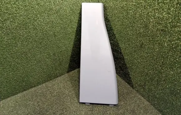 (B) pillar trim (bottom)