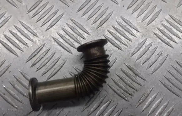 Nissan Almera Tino EGR valve line/pipe/hose
