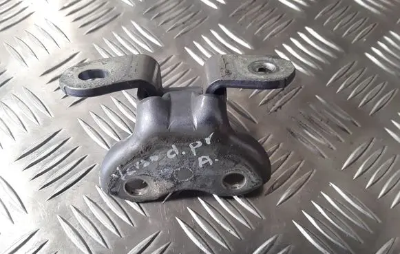 Toyota Verso Rear door lower hinge