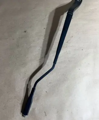 Ford Turneo Courier Front wiper blade arm ET7617526AA