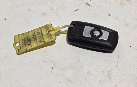BMW 5 F10 F11 Ignition key/card 