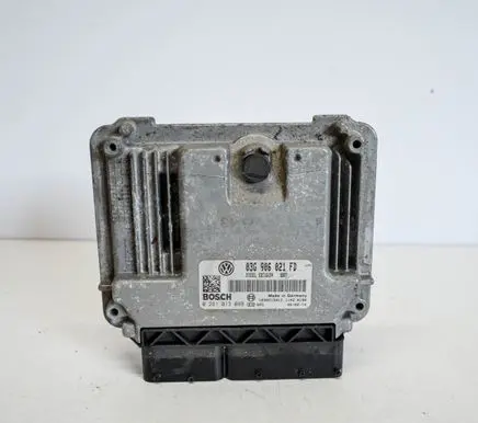 Volkswagen Golf V Engine control unit/module 03G906021FD