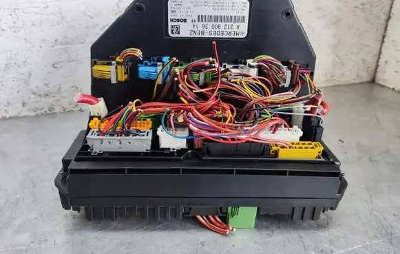 Mercedes-Benz E W212 SAM control unit A2129003614