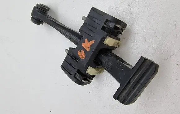 Opel Astra H Rear door check strap stopper 13214193