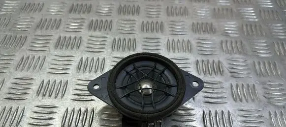 Lexus IS III XE30 Panel speaker 8616033800