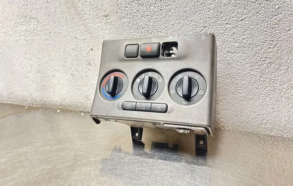 Opel Zafira A Climate control unit 024420732