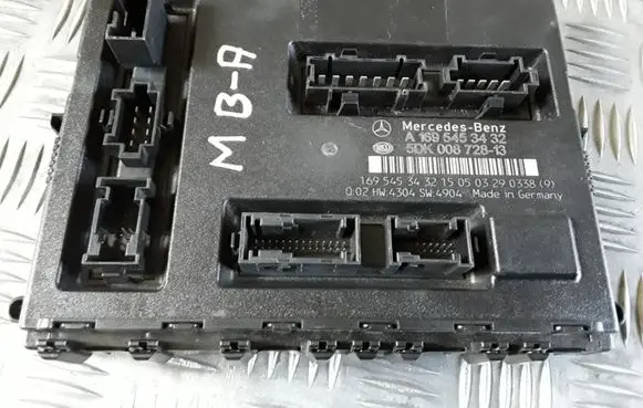 Mercedes-Benz A W169 Comfort/convenience module A1695453432 5DK00872813