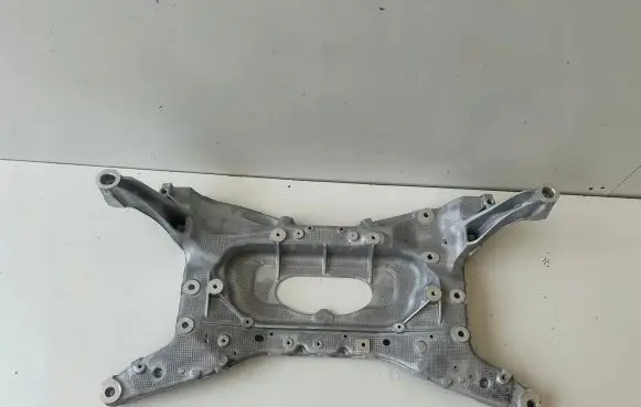 Land Rover Range Rover Evoque L551 Front subframe K8D25C145