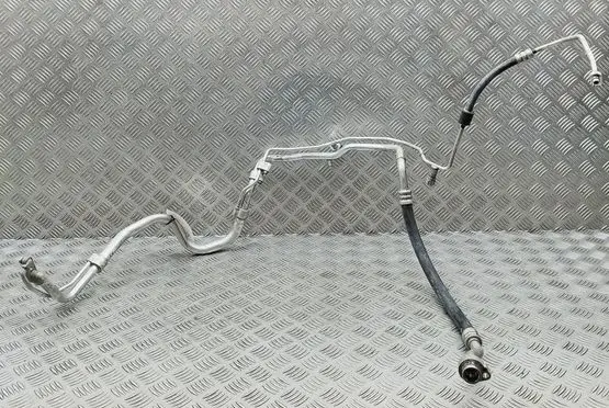 Skoda Superb B8 (3V) Air conditioning (A/C) pipe/hose 5Q2816738D 5Q0816743D