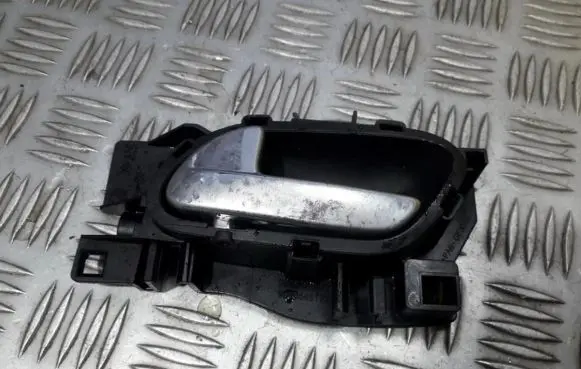 Peugeot 5008 Front door interior handle 9683446877 9683446177