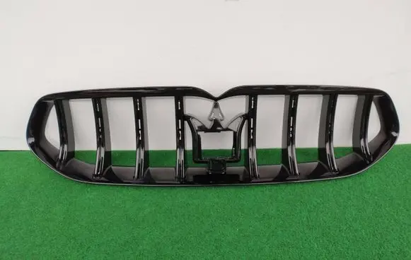 Maserati Grecale Front grill 670170829