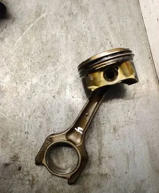 BMW 3 E90 E91 Piston with connecting rod N46B20B